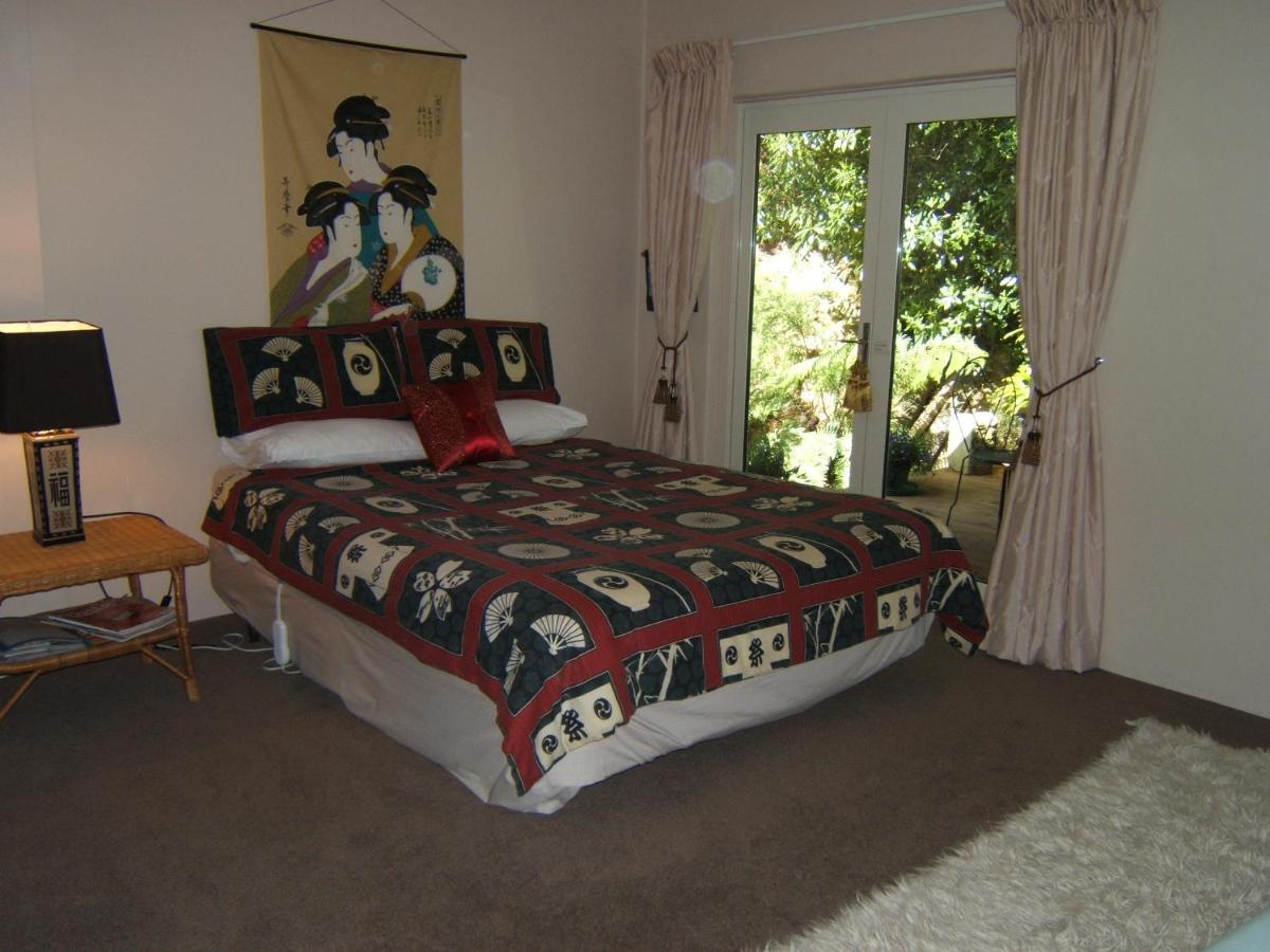 The Beach House Bed And Breakfast Maungatapu ภายนอก รูปภาพ