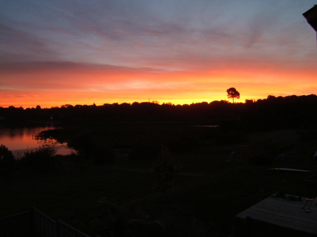 The Beach House Bed And Breakfast Maungatapu ภายนอก รูปภาพ