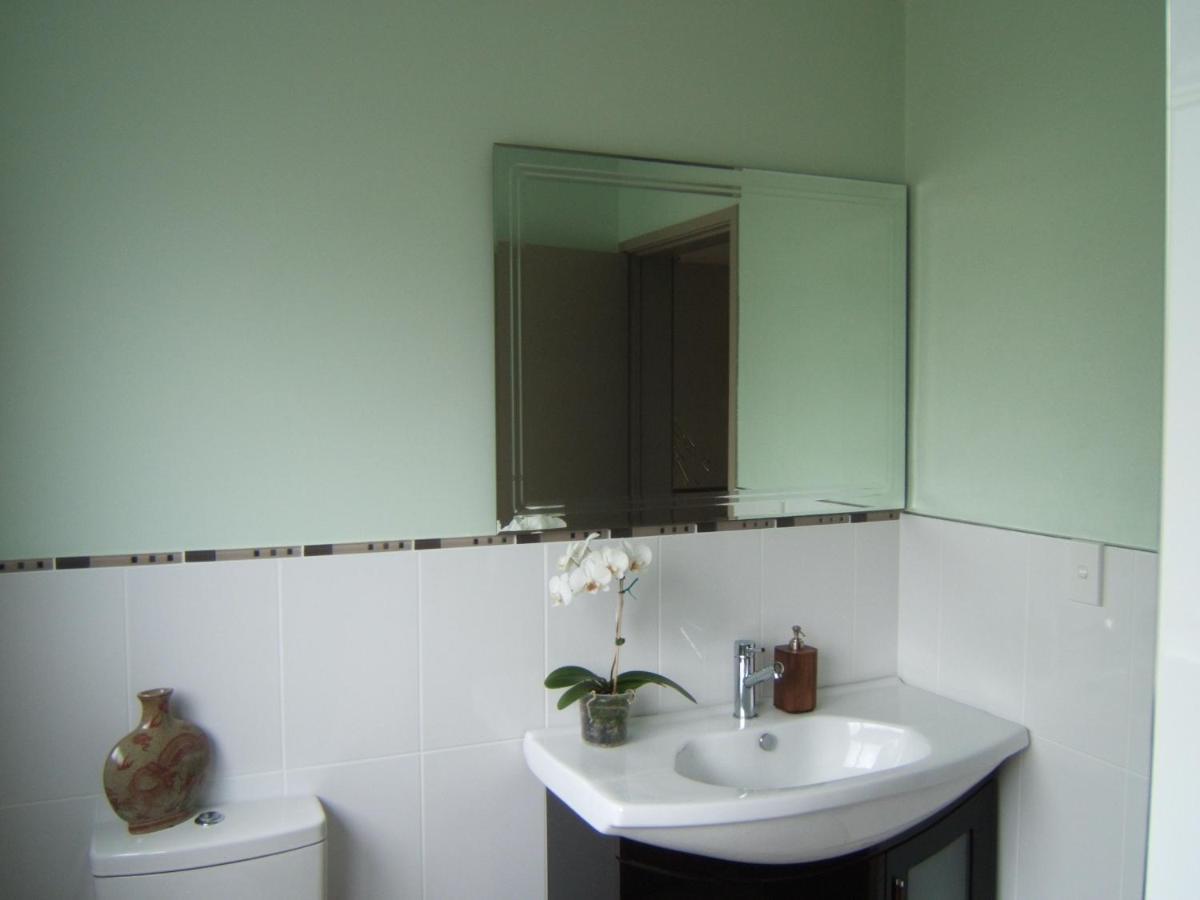 The Beach House Bed And Breakfast Maungatapu ภายนอก รูปภาพ